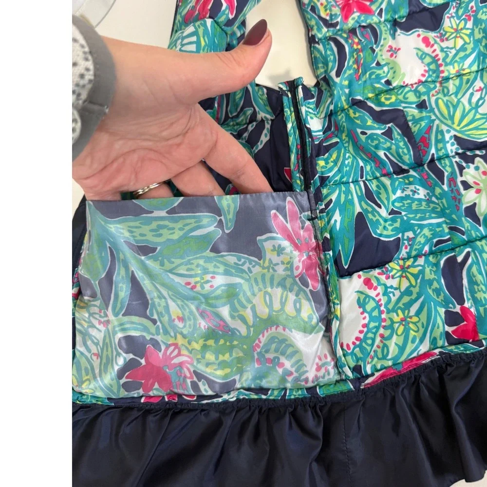 Lilly Pulitzer Puffer Vest Girls Large 8–10 Ruffle Hem‎ Quilted Navy Blue